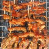 หมูปลาร้าเจ๊เล็กท่าทราย