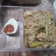 นมสด 3 พี่น้อง