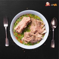 นายป้อมซุปเปอร์เล้ง บ้านฉาง
