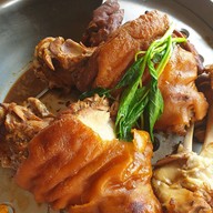 เมนูของร้าน เตี๋ยวเป็ด อาป๊า ข้าวขาหมู-คากิ