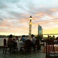 ภัตตาคารศาลาไทย