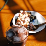 กาแฟ บ้านคุณย่าบาร์กาแฟ 1