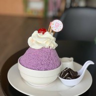 Cup of J cafe ท่าอิฐ