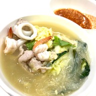 เมนูของร้าน หม่าม้าสุกี้ ถนนนาคนิวาส 63
