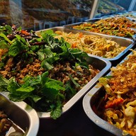 ข้าวแกงประถม -ข้าวกระเพรา