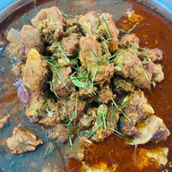 เมนูของร้าน ข้าวแกงแฟลตตำรวจ (มหาชัย)
