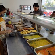 ข้าวแกงประถม -ข้าวกระเพรา