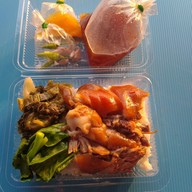 เมนูของร้าน ข้าวขาหมูน้ำแดง
