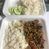 เมนูของร้าน กระเพราตัวแตก25