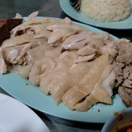 เมนูของร้าน ข้าวมันไก่เลิศรส