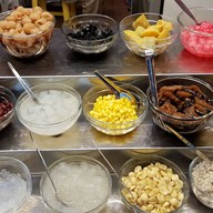 หน้าร้าน ชื่นใจขนมหวาน