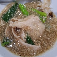 เมนูของร้าน ราดหน้ายอดผัก กกท. กกท.