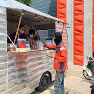 Maxxlife Cafe (นวลจันทร์ 56)