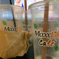 เมนูของร้าน Maxxlife Cafe (นวลจันทร์ 56)