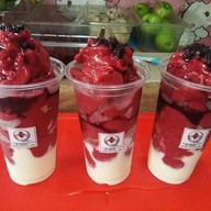 เมนูของร้าน Berry Love Love By อภิสรา ตลาดหลังกระทรวงการคลัง