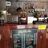 B Coffee รามอินทรา​ กม.4