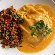 ข้าวไข่ข้น ครัวน้องอุ๊