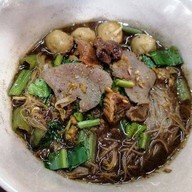 ร้านยำเเซ่บน้าสบาย