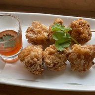 ข้าวเหนียวมะม่วง ตลาดเซฟวันโก