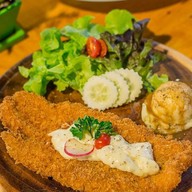 เมนูของร้าน สเต๊กขึ้นเขียง