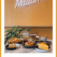 Madame Café มาดาม คาเฟ่