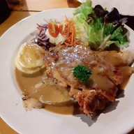 เมนูของร้าน สเต๊กขึ้นเขียง