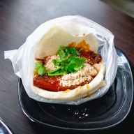 Yi Jia Zi ใกล้วัดหลงซาน
