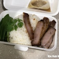 เมนูของร้าน รสริน ข้าวหมูแดงหมูกรอบ ซูวี