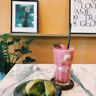 Madame Café มาดาม คาเฟ่