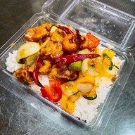 ปอเปี๊ยะทอดโบราณ เจ (มังสวิรัติ) VEGEN 100% (ครัวแล้วแต่เชฟ) สาขา นนทบุรี (ครัวแล้วแต่เชฟ)