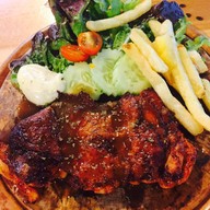 เมนูของร้าน สเต๊กขึ้นเขียง