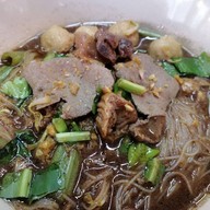 ร้านยำเเซ่บน้าสบาย