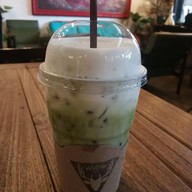 Atelier Cafe' and Studio