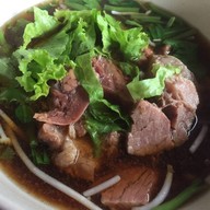 ก๋วยเตี๋ยววัดดงมูลเหล็ก วังน้ำเขียว