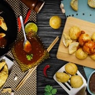 Cloud Kitchen (วงแหวน-หทัยราษฎร์) by ลูกชิ้นจัง