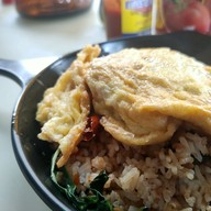 ชานมไต้หวัน ข้าวหมูทอด