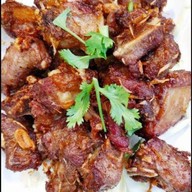 ลาบร้อยเอ็ดแซ่บเกินร้อย