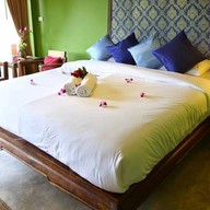 เรือนพฤกษาบูติครีสอร์ท