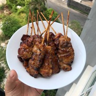 เมนูของร้าน หมูปิ้งฮีโร่ by สะโบมั้ย