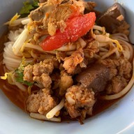 อร่อยจัง ขนมจีน ข้าวแกง