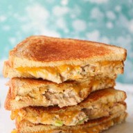 Have Your Cake Delivery.