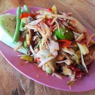 ลาบยโสพ่อบุญมีแม่พิณทองกรุงเทพกรีฑา(โต้ง-จอย)