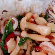 ข้าวหมูทอด เทพธิดา สาขาคลองเตย
