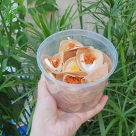 ขนมเบื้องข้างวัง by หนุ่ม