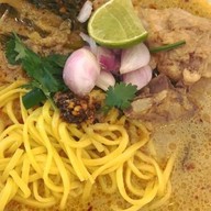 ร้านปากะยอ| ข้าวซอย| น้ำเงี้ยว| อ.แม่สะเรียง ร้านปากะยอ