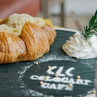 DAYTON  Cafe & Bakery