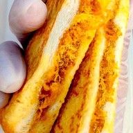 แซนวิชปิ้ง ตลาดเช้าวัดหนองแขม เพชรเกษม81