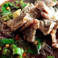 เมนูของร้าน ก๋วยเตี๋ยวเรือขึ้นบก (ตลาดบางบัวทอง)