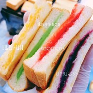 แซนวิชปิ้ง ตลาดเช้าวัดหนองแขม เพชรเกษม81