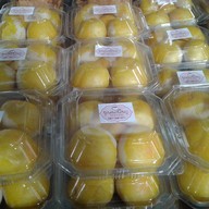 หน่อย โดนัท